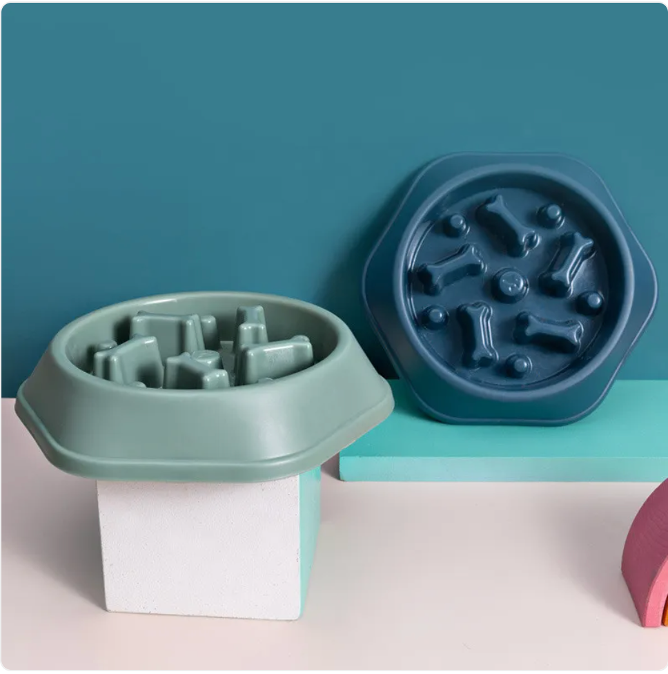 Frenchie Feast Bowl™ — Anti-Choke Slow Feeder for Fast Eaters